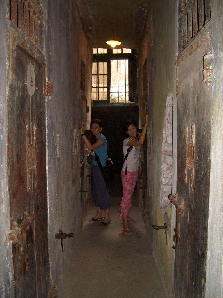 hanoi hilton hanoi hilton